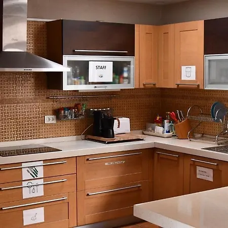 호스텔 Endless Summer (adults Only) 아데제