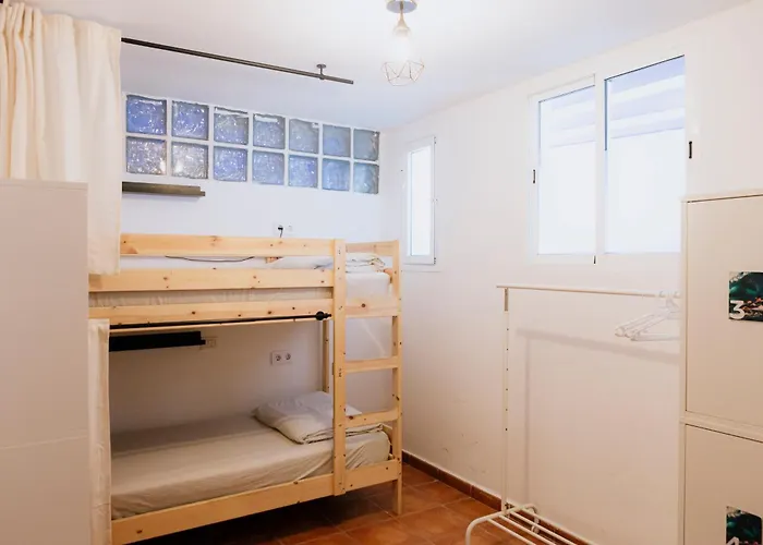 Endless Summer (adults Only) Хостел