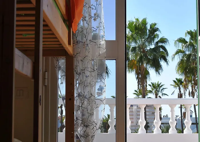 Хостел Endless Summer (adults Only) *